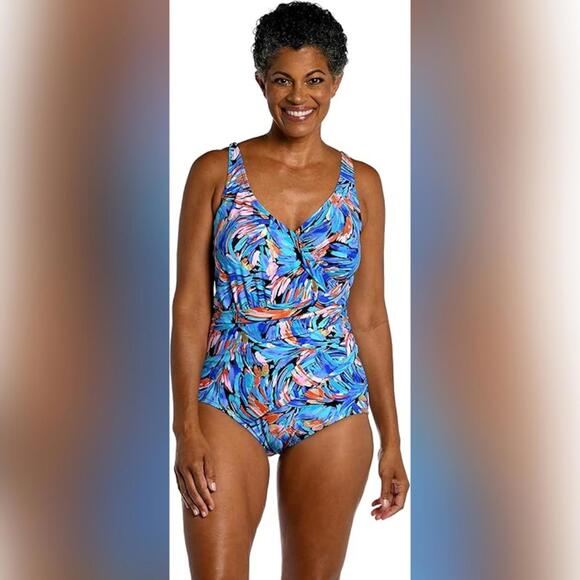 NWT Maxine of Hollywood Shirred Front Surplice One Piece Swimsuit, Size 6 - Picture 1 of 3